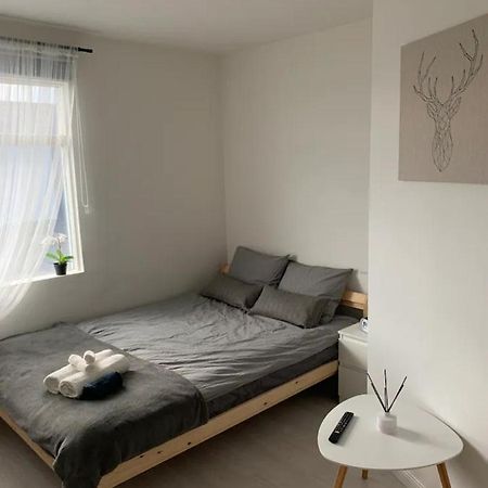 R&J Guesthouse Ro0M Grindavík 외부 사진