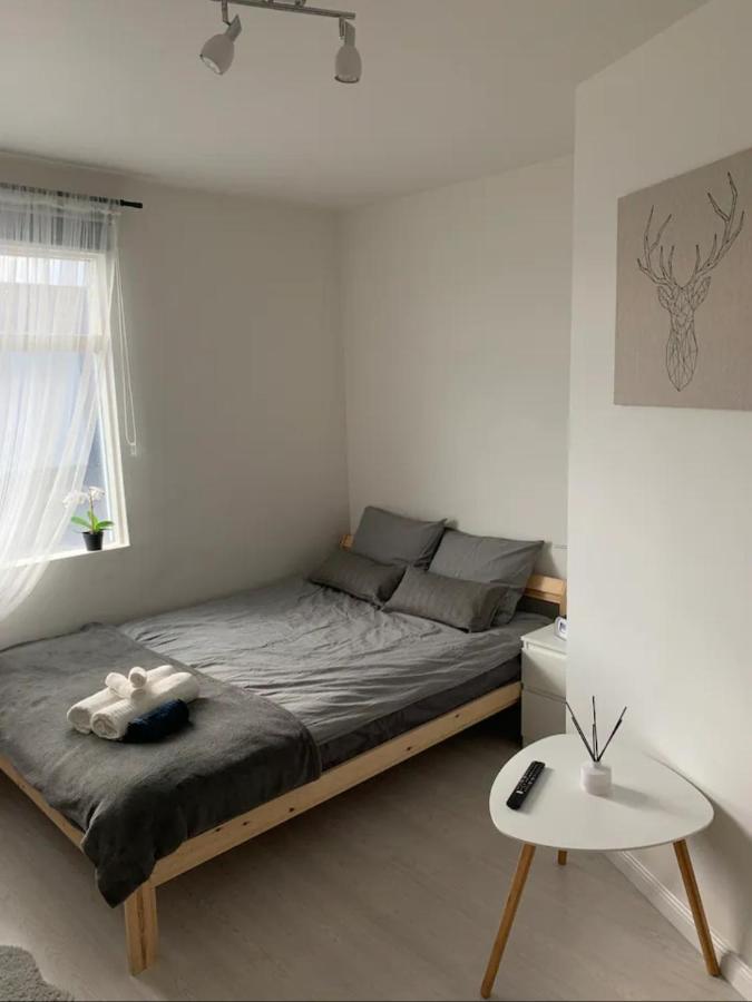 R&J Guesthouse Ro0M Grindavík 외부 사진